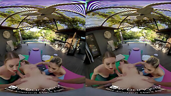 Busty Beauty Gives A Great Blowjob In Virtual Reality