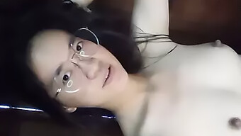 Asian Teen (18+) Gets Herself Off In Homemade Video