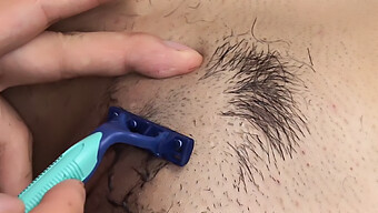 Shaved Pussy For A Deep Throat And Nipple Play