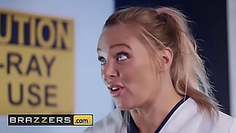 Facial - Peitos Grandes E Foda No Cu De Uniforme - Brazzers