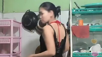 Schau Dir Live Vietnamesischen Porno Mit 60 Fps An