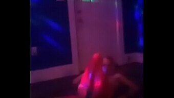 Video De Masturbación En Solitario De Una Prostituta Rubia