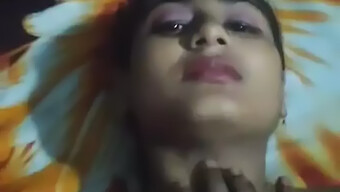 Regardez Une Belle Femme Indienne Se Faire Baiser Par Une Grosse Bite Dans Cette Vidéo Incroyable