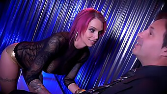 Anna Bell Peaks Đưa Bạn Vào Một Cuộc Điều Khiển Hoang Dã Trong Video Nói Tục Này