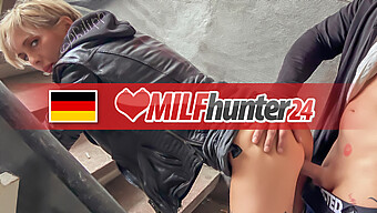 Kevins Reife Milf Bekommt Mund Und Gesicht Mit Sperma Gefüllt