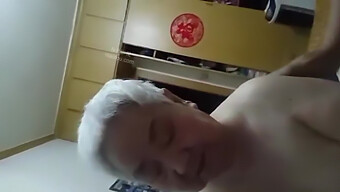 Mature Chinese Couple'S Hot Sex