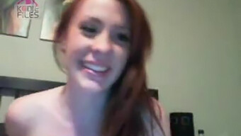 Flashy Redhead Boobs On Webcam