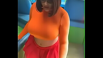 Cosplay Velma Pov: Un Paseo Salvaje